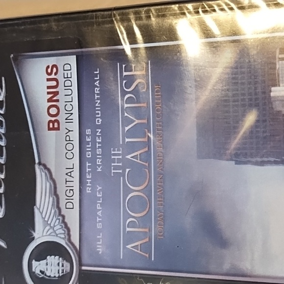 New Double Feature DVD - Picture 3 of 5